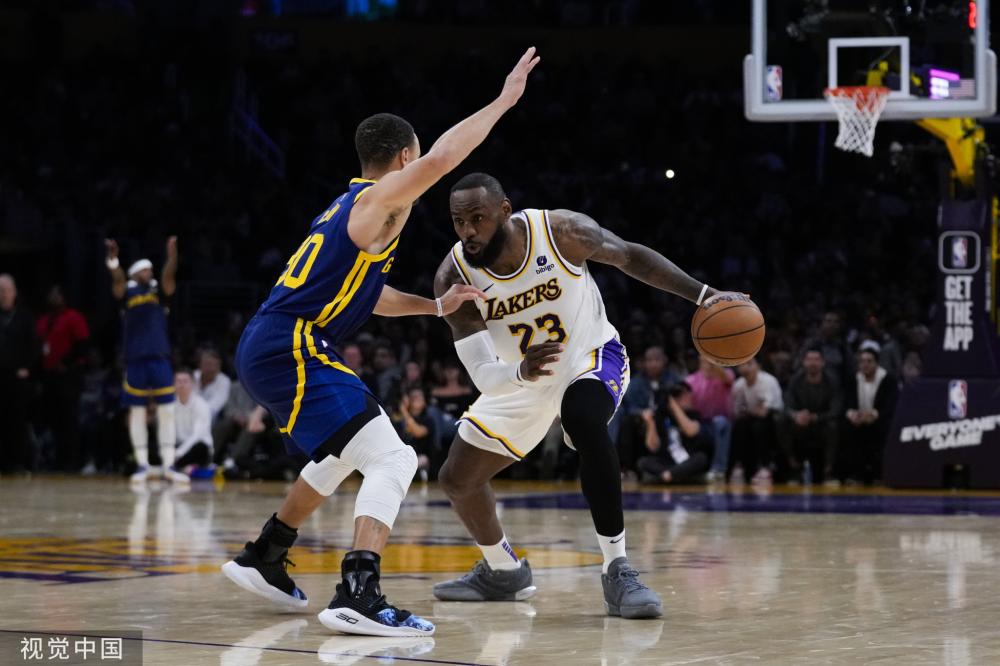 篮球运动员 篮球运动员