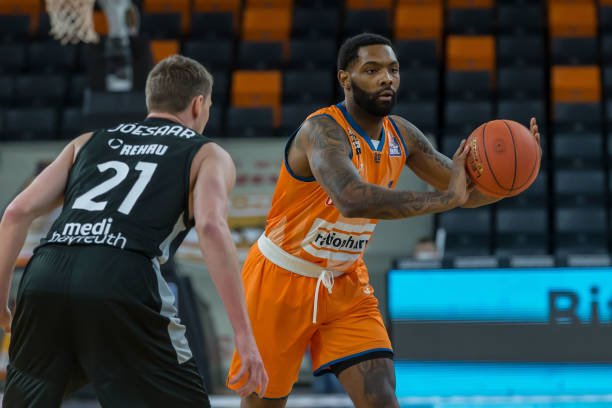 在过去的冠 在过去的冠