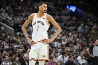 勇士板凳席 勇士板凳席